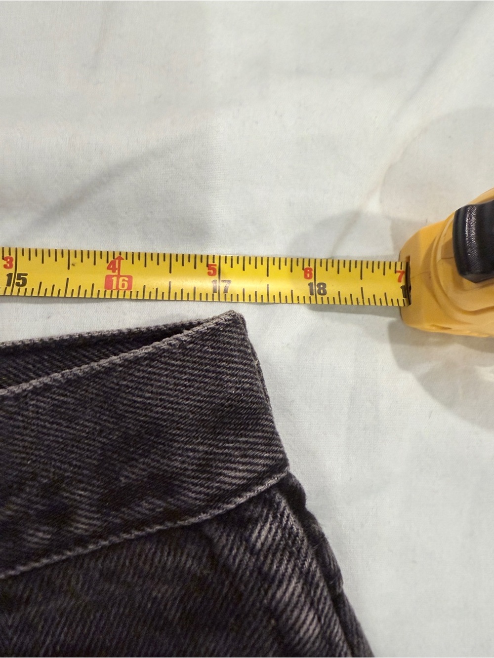 Rustler Men's Washed Black Relaxed Jeans - Picture 3 of 11